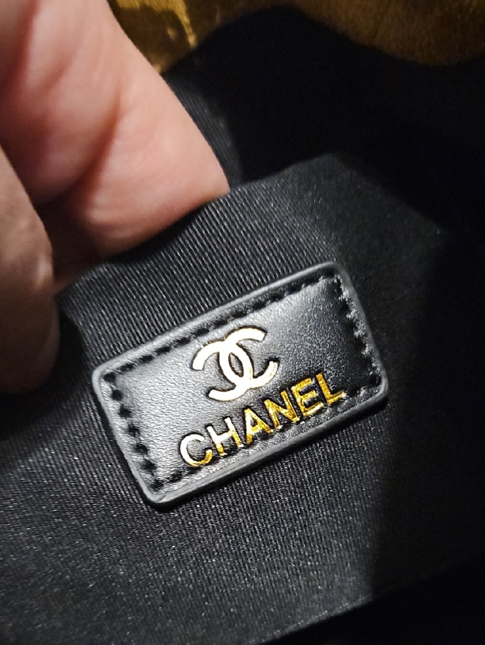 CHANEL Quilted Suede 25 Hobo Mini Bucket Bag in Mustard - Picture 8 of 10